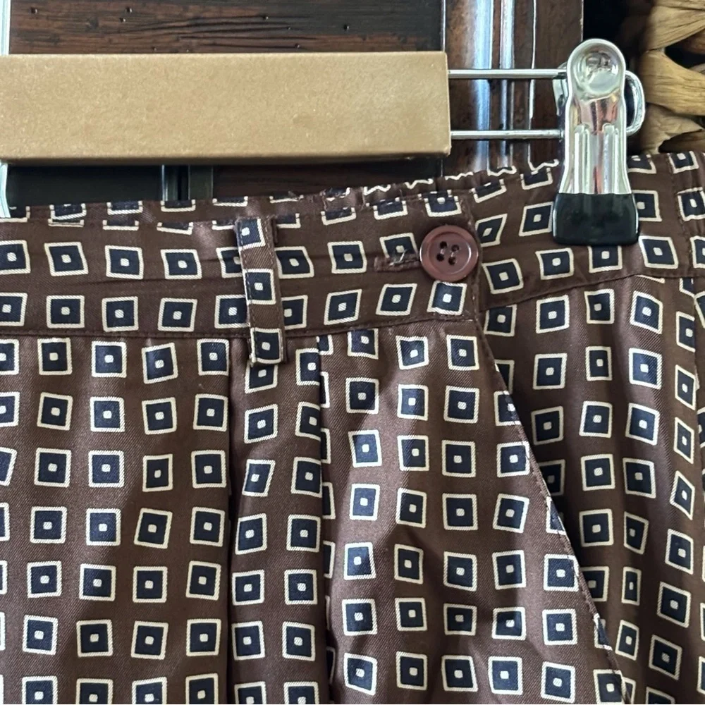Vintage Doncaster 100% silk Brown Geometric A-Line maxi skirt in size 12